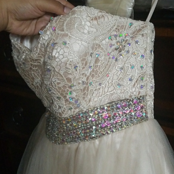 Homecoming/Formal dress - Picture 2 of 4